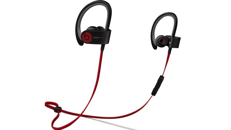 Покупатели наушников Apple Powerbeats 2 получают выплаты 1 Apple Powerbeats 2