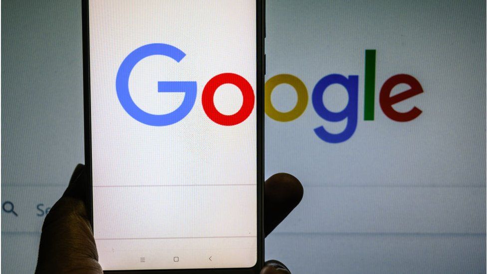 После ответной реакции Google заявила, что исправила результат поиска