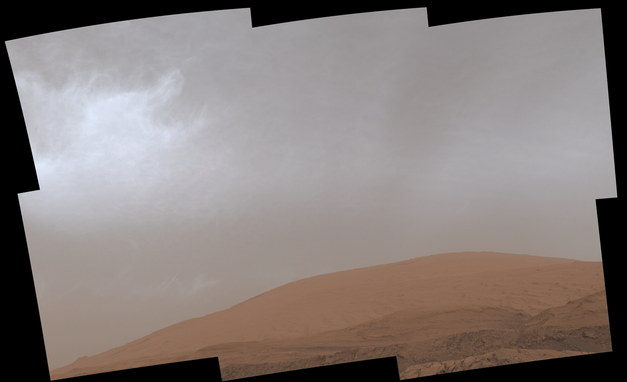 PIA24661 Curiosity GIF Shows Drifting Clouds .width 1280