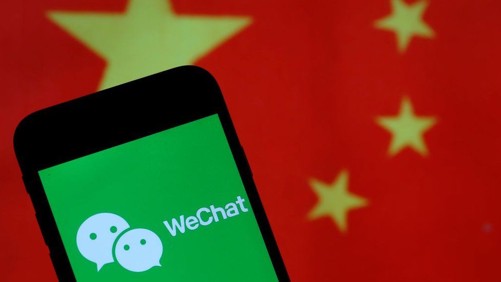 Китай разделился: WeChat удаляет аккаунты ЛГБТ с платформы 2 Не было объяснения, какие "нарушения" привели к удалению аккаунтов WeChat.