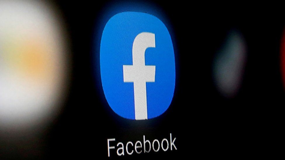 Facebook добавляет в группы функцию «эксперт»