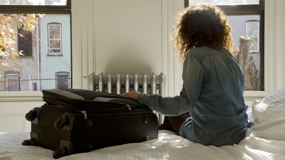 Airbnb предлагает бесплатное жилье для 20 000 афганских беженцев 1 Airbnb
