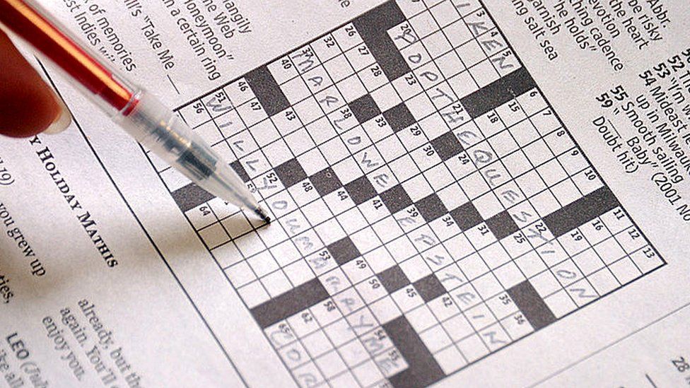 Перекрестные слова над изменением загадки New York Times 1 The New York Times crossword puzzle is currently syndicated to more than 300 other newspapers
