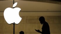 Apple отстаивает новую технологию сканирования фотографий для защиты детей