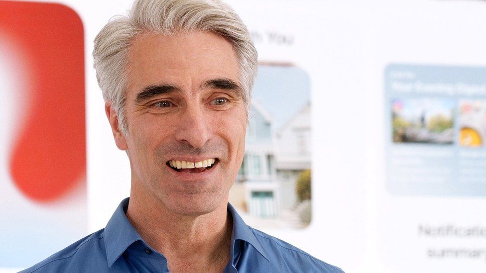 Apple's software chief Craig Federighi said messages had been "jumbled"