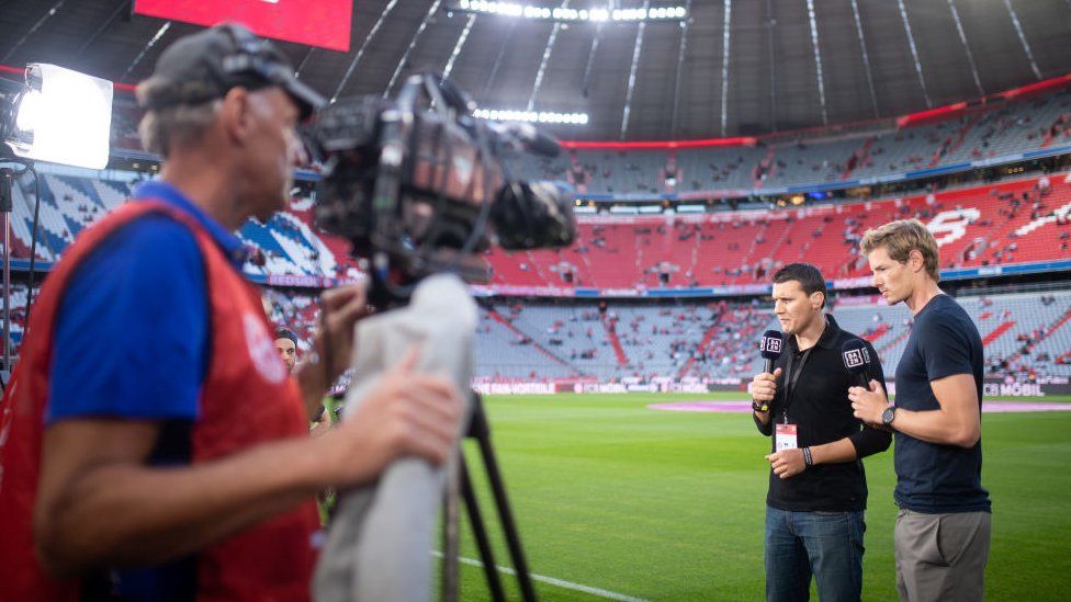 Стриминговый сервис DAZN стремится встряхнуть телевизионный спорт 2 Germany is one of DAZN's biggest markets because it has the rights to show Bundesliga football