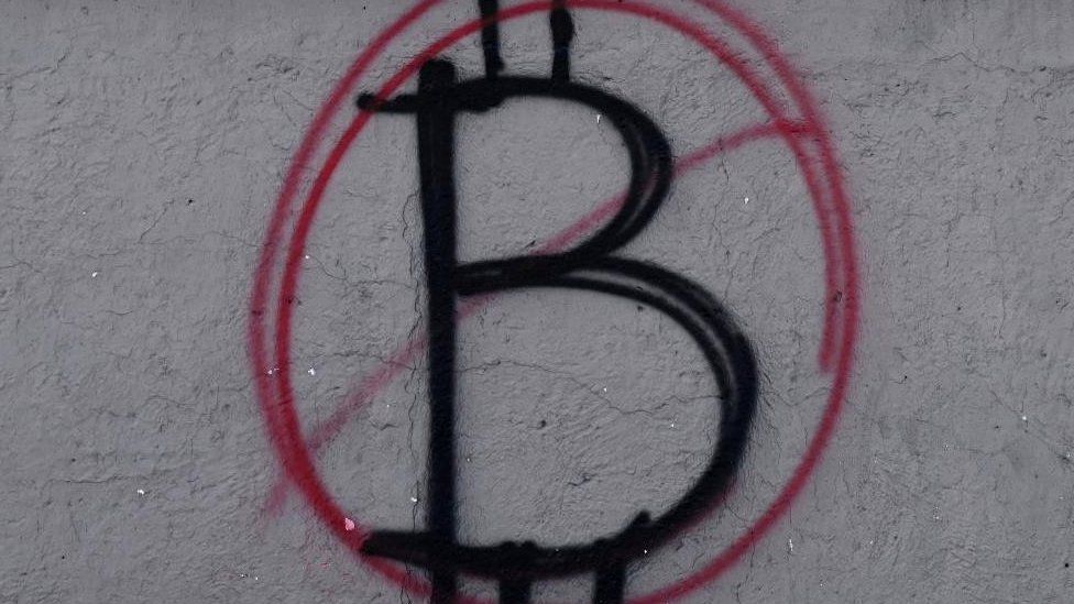 Биткойн: Сальвадор разделен по закону о законных платежных средствах 1 Surveys suggest most Salvadorians do not want Bitcoin and do not understand how crypto-currencies work