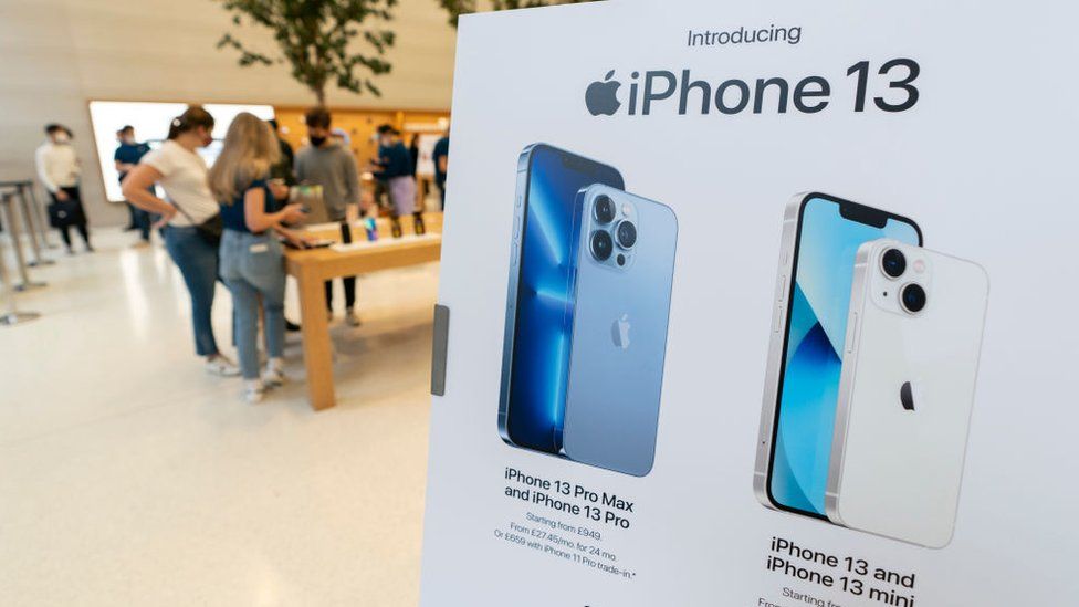 Акции Apple падают из-за сообщений о нехватке микросхем iPhone 13 2 121059676 iphone13 2