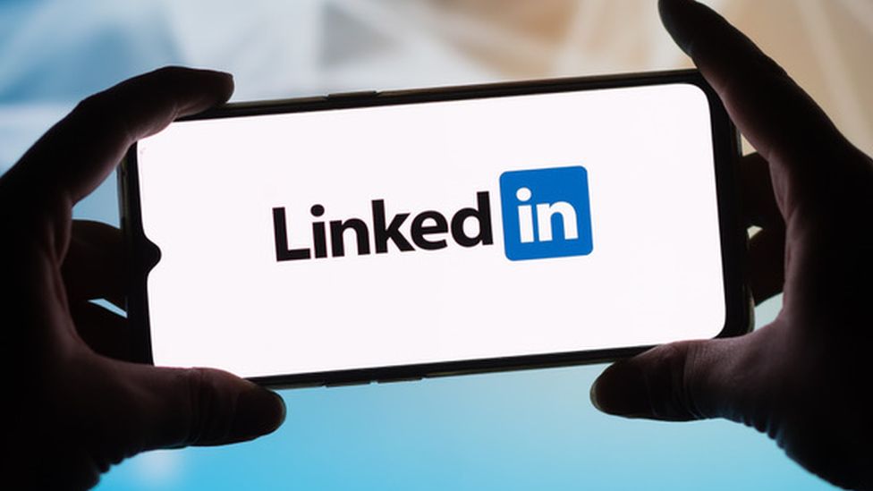 Microsoft закрывает LinkedIn в Китае 1 121078550 linkedin