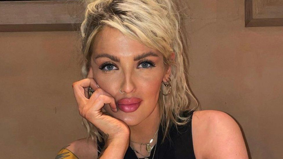 Instagram: благословение или проклятие? 2 Дани создала сообщество в Instagram