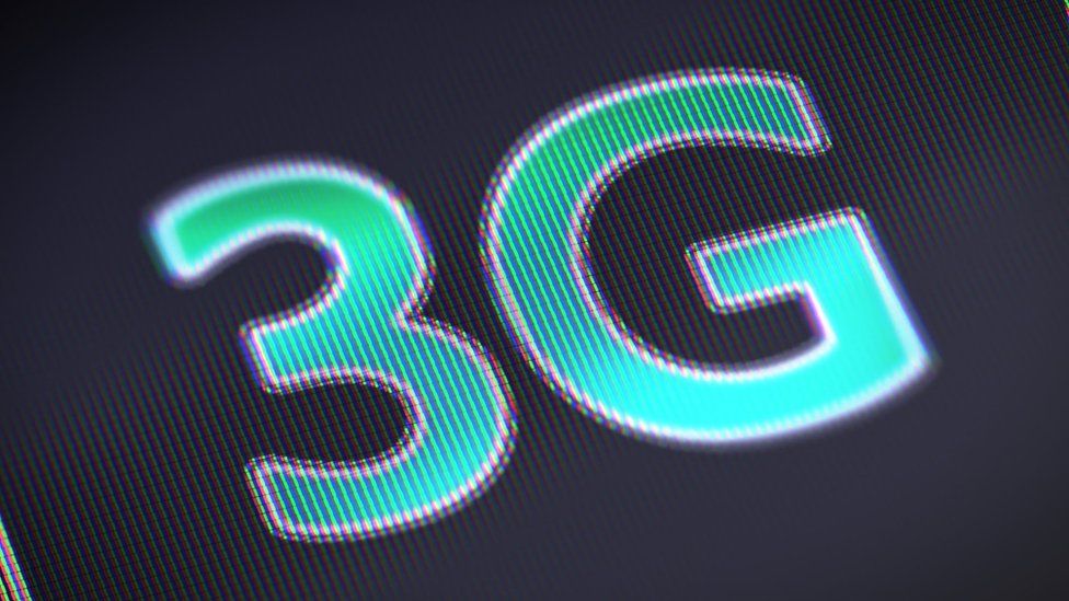 Image caption, The UK will stop supporting 2G and 3G networks in the near future