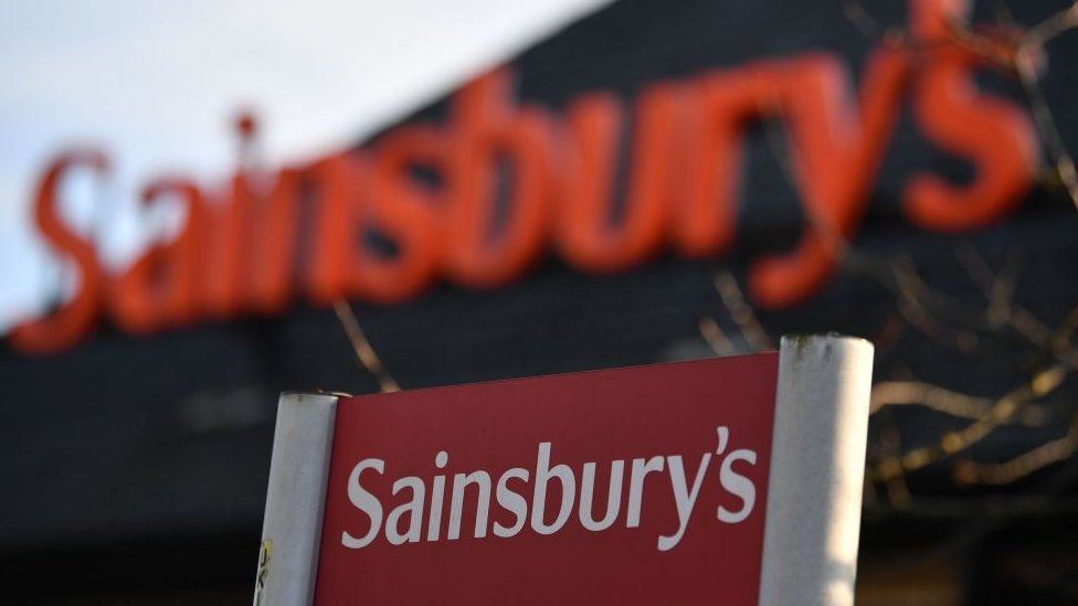 Система расчета заработной платы Sainsbury пострадала от атаки Kronos 2 Kronos, управляемый компанией UKG из Массачусетса
