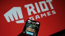 Riot Games выплатит 100 млн долларов по делу о дискриминации