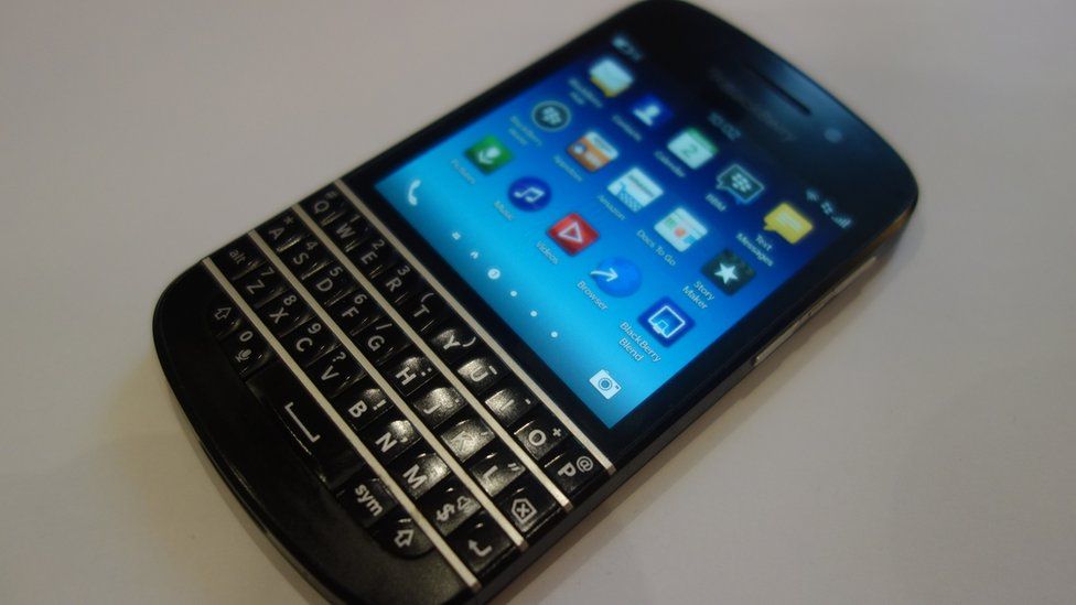 Q10 с культовой клавиатурой BlackBerry