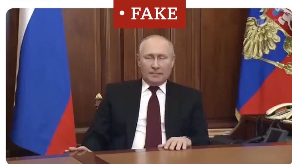 Дипфейковые президенты использовались в российско-украинской войне 2 Видео с Путиным распространялось в течение нескольких недель и было названо Твиттером манипулируемым СМИ