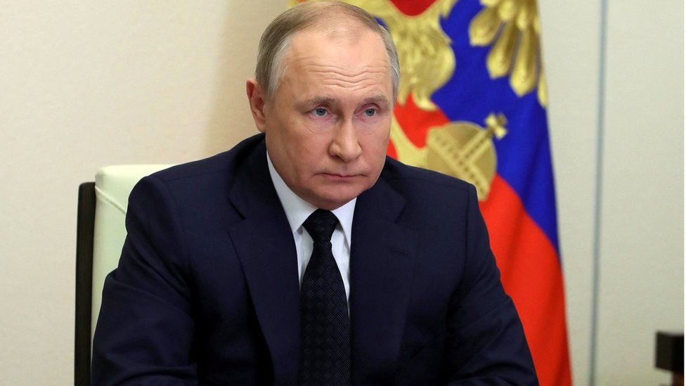 Президент россии хуйло путин хочет, чтобы "недружественные страны" платили за газ рублями