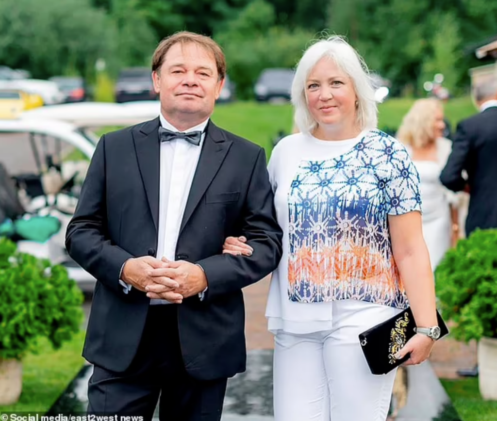 На фото: Российский газовый магнат Сергей Протосеня, его жена Наталья, 53 года. Пара была найдена мертвой в Испании во вторник, вместе с их 18-летней дочерью.