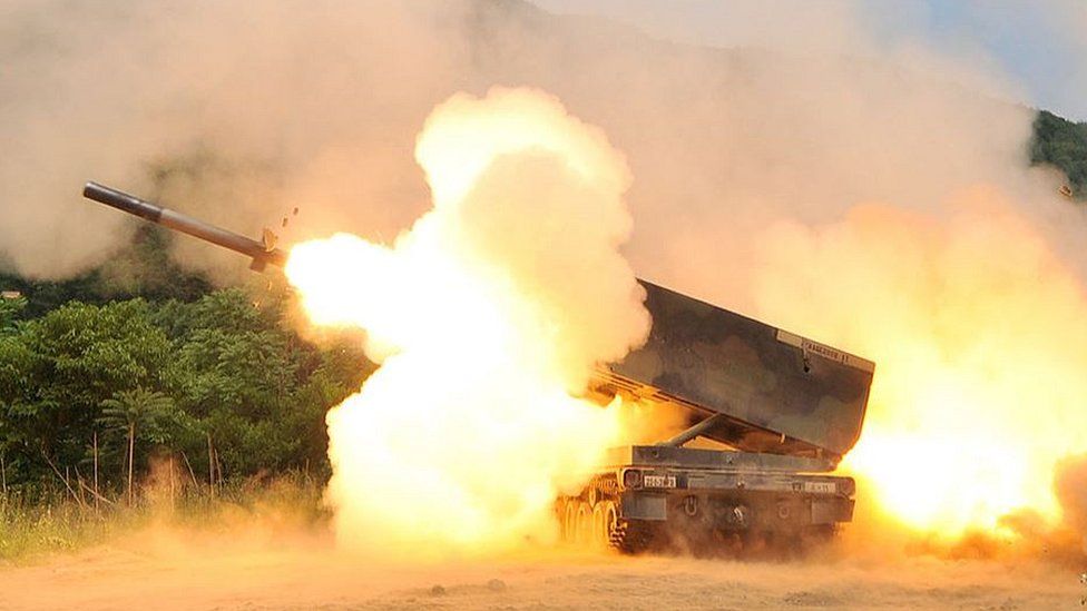 Американские ракеты MLRS могут поражать цели далеко за линией фронта