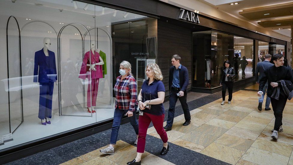 , Western retailers pulled out of Russia in droves as European sanctions on Russia began to bite