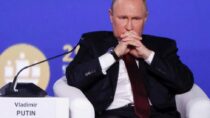 Путин осуждает «безумные и бездумные» санкции Запада