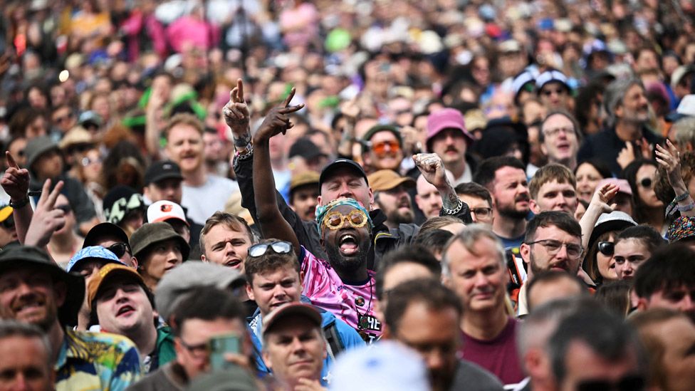, Music fans have returned to Glastonbury for the first time since 2019