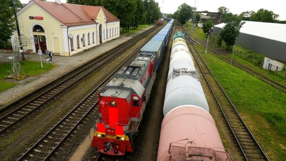 Железная дорога Литва заявляет, что возобновит перевозки грузов в Калининград