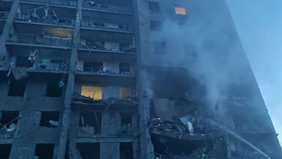 , The Russian missiles hit several targets in Serhiyivka - including this residential building - at about 01:00 on Friday (22:00 GMT Thursday)