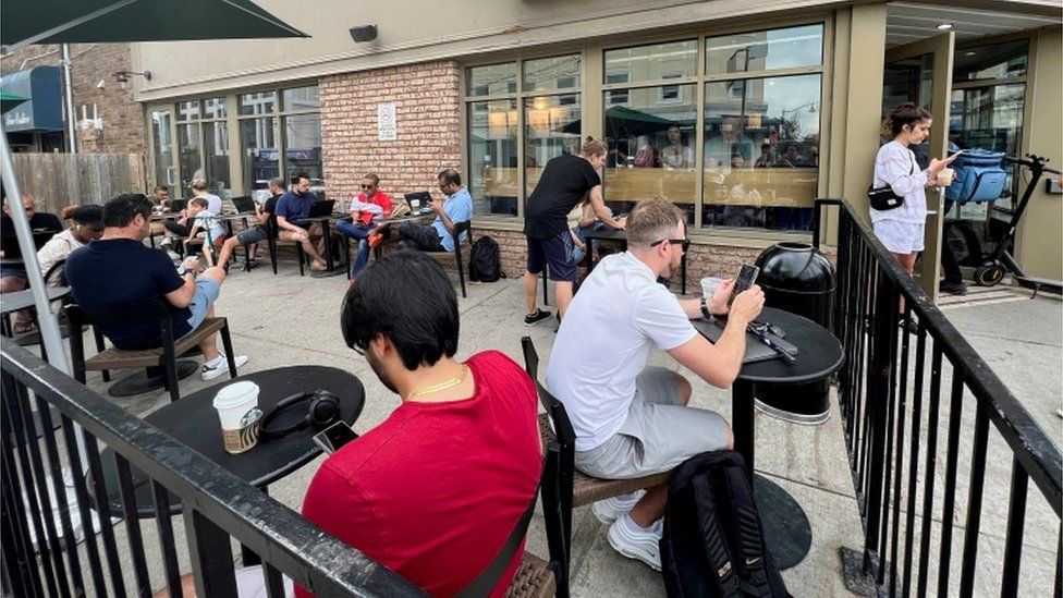 Toronto residents flocked to a local Starbucks to use the internet