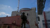 Россия использует Запорожскую АЭС в качестве военной базы — Украина