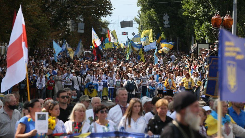 Large crowds gathered in Kyiv to celebrate 30 years of independence on Ukrainian Independence Day in 2021