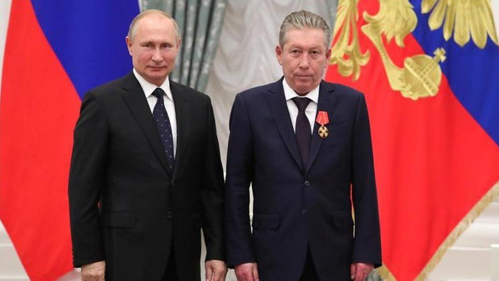 Ravil Maganov was given a lifetime achievement award by President Vladimir Putin in 2019