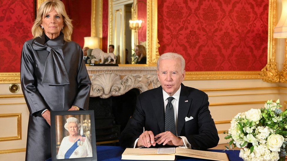 US President Joe Biden signed a book of condolence at Lancaster House