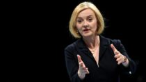 Лиз Трасс обещает оказать военную поддержку Украине по мере возвращения политики