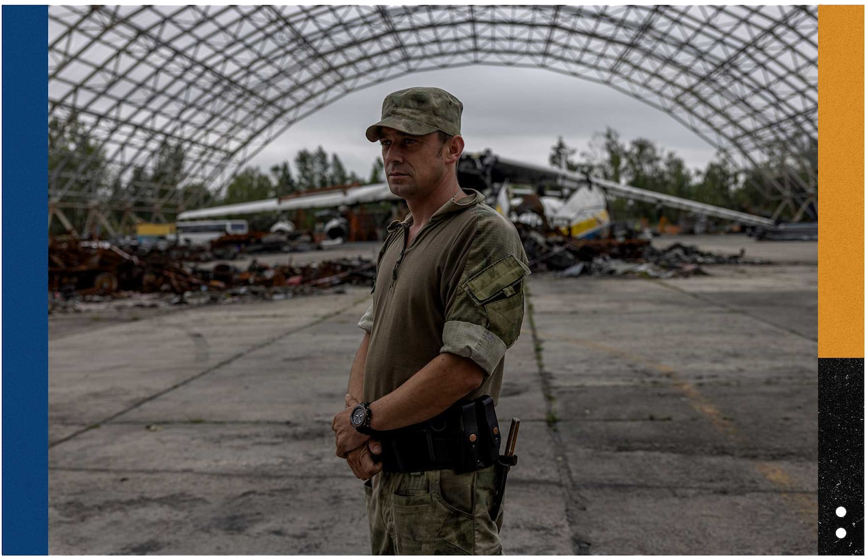 Виталий Руденко в аэропорту Антонов, где он командовал подразделением национальной гвардии прямо за воротами.
