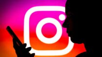 Ошибка Instagram говорит о том, что учетные записи некоторых пользователей заблокированы