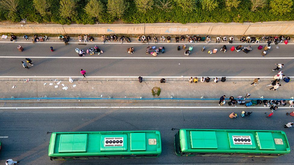 Local authorities arranged shuttle buses for workers returning to Foxconn