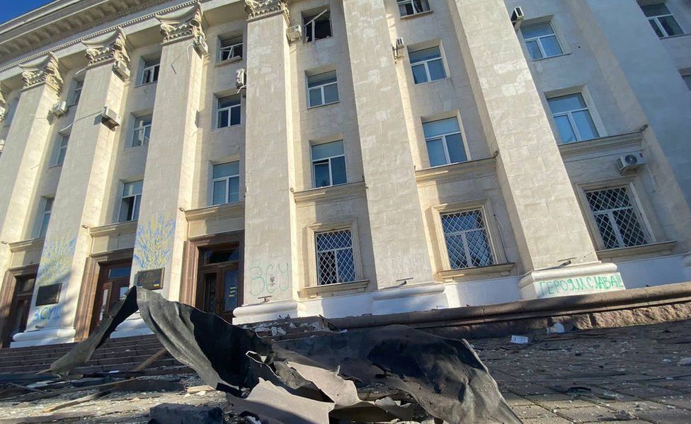 The administration building in the heart of Kherson was hit on Wednesday and shelling continued near by on Thursday