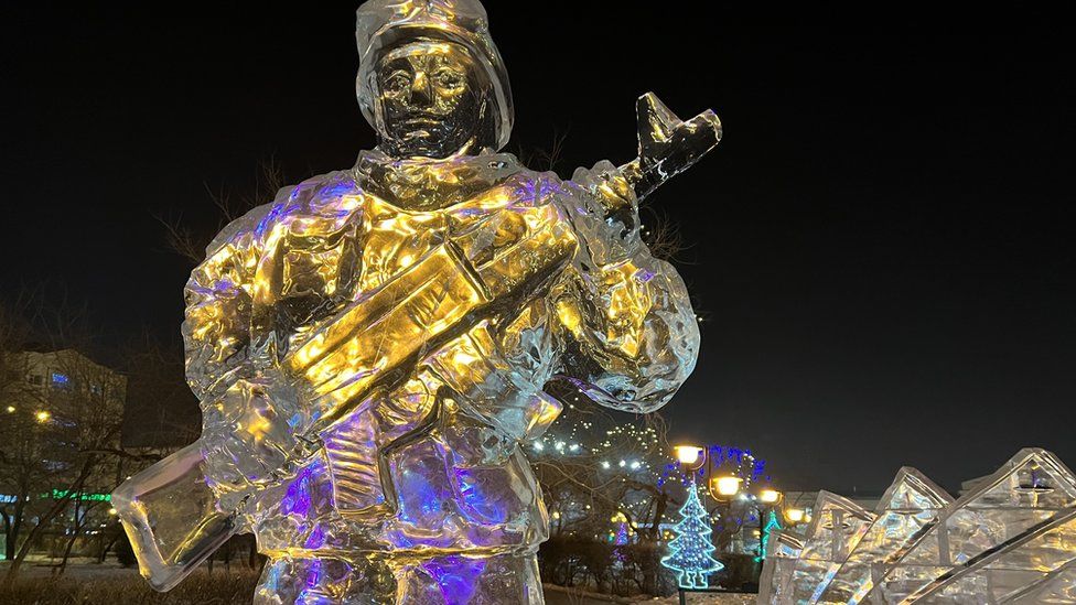 Local authorities in the Siberian city of Chita have put up giant ice sculptures of Russian soldiers as Christmas decorations