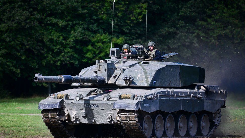 A Challenger 2 tank being used during a military parade in the UK