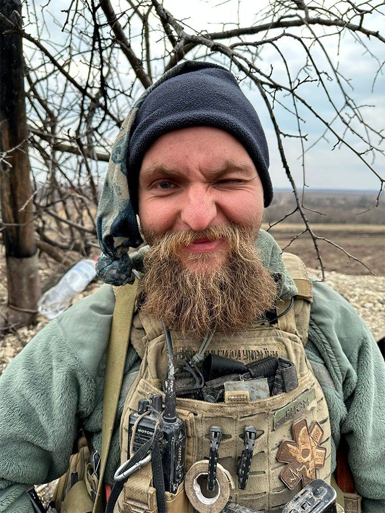 The 26-year-old goes by the call sign "Dwarf" as he's a big Lord of the Rings fan - although the name on the body armour actually translates as "Gnome"