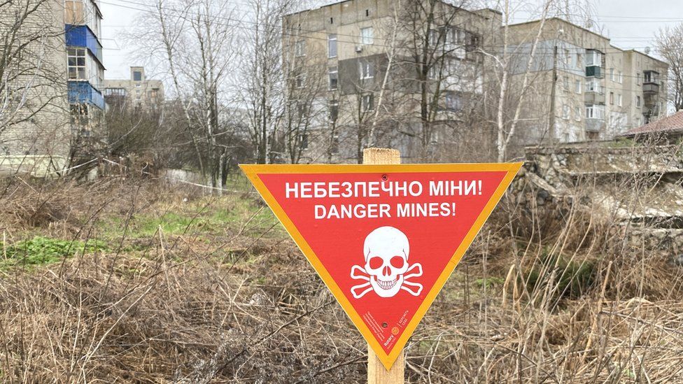 Russia has laid down mines to defend positions and slow Ukraine's counter attacks