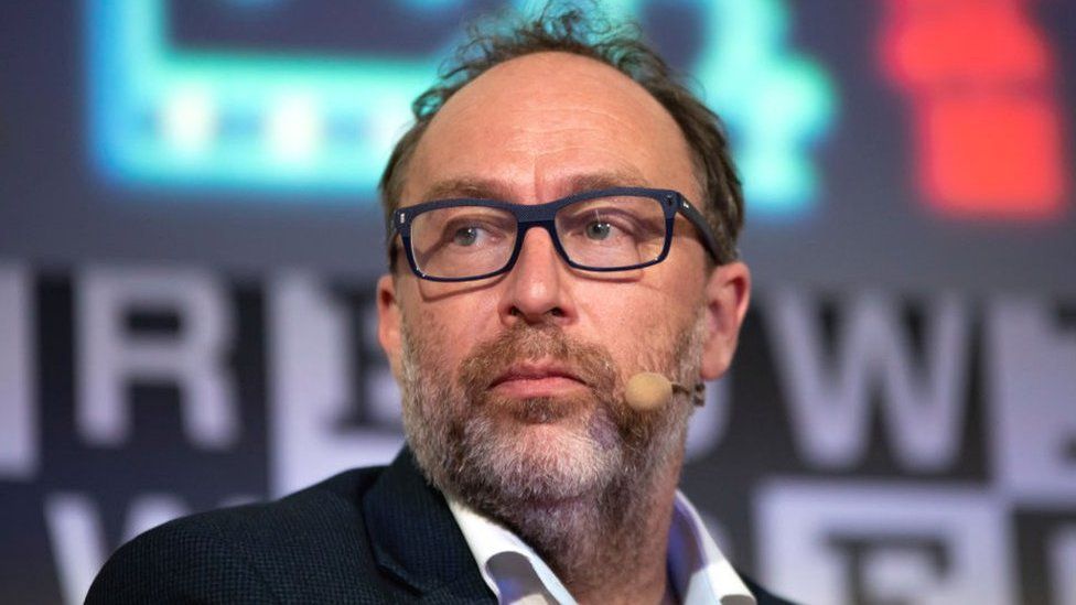 Jimmy Wales said Twitter should have stood its ground