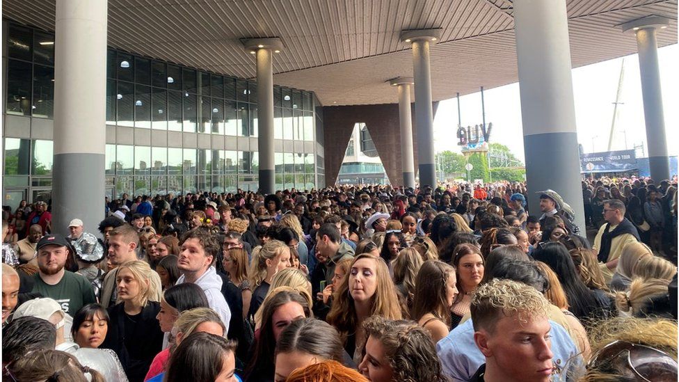 Fans began queuing outside the Principality Stadium from Wednesday morning