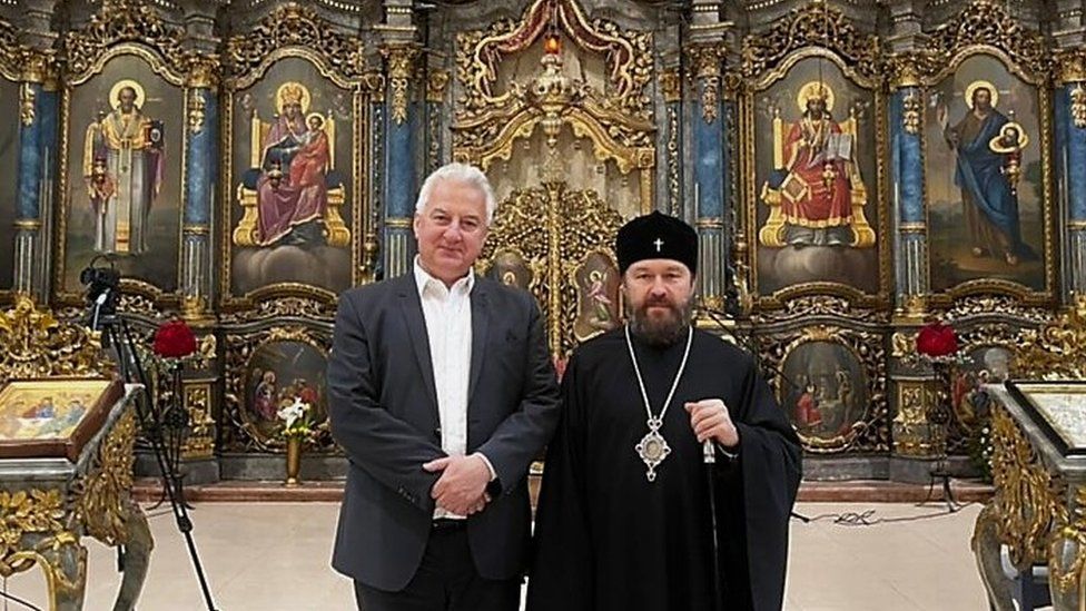 Key to the release of the 11 prisoners was the friendship of the Russian patriarch with Hungary's deputy prime minister (L)