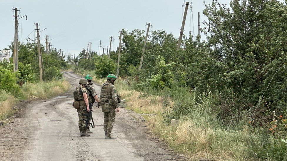 Specialised Ukrainian sapper teams are trained to deal with mines when troops come across them