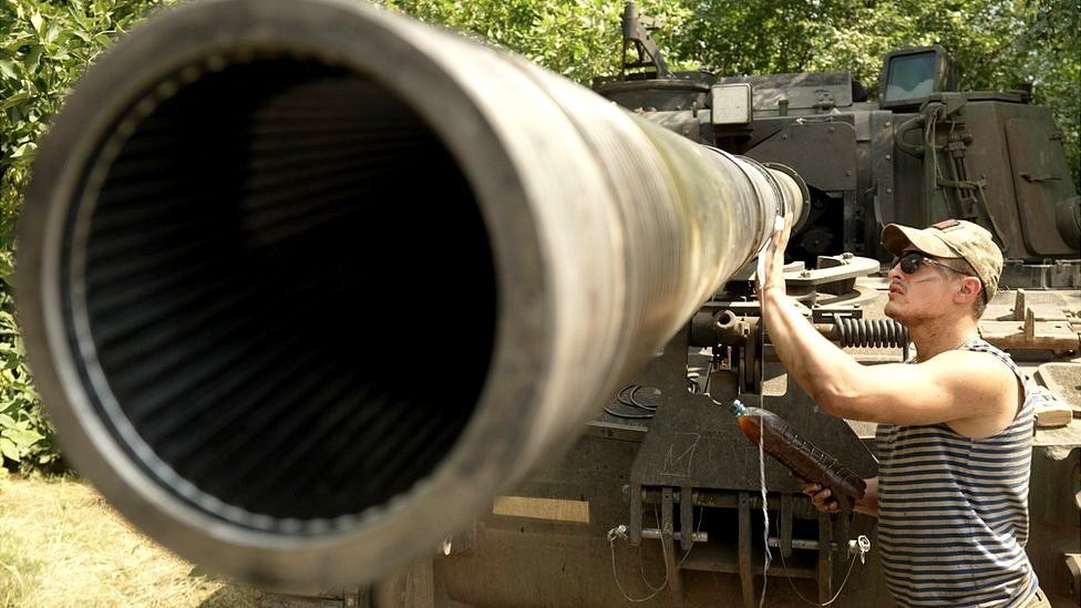 Tanks hit by Russian mines are either being quickly repaired or scavenged for parts