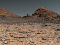 Трещины в древней марсианской грязи удивили команду NASA Curiosity