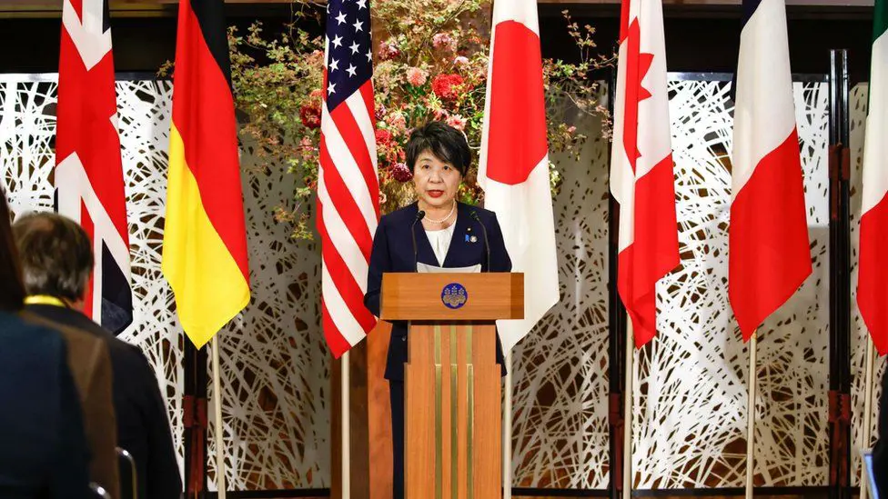 Министр иностранных дел Японии Йоко Камикава заявила, что страны G7 едины в своей поддержке Киева