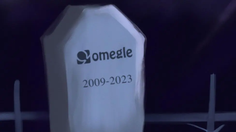 В объявлении Omegle было изображение логотипа компании на надгробии