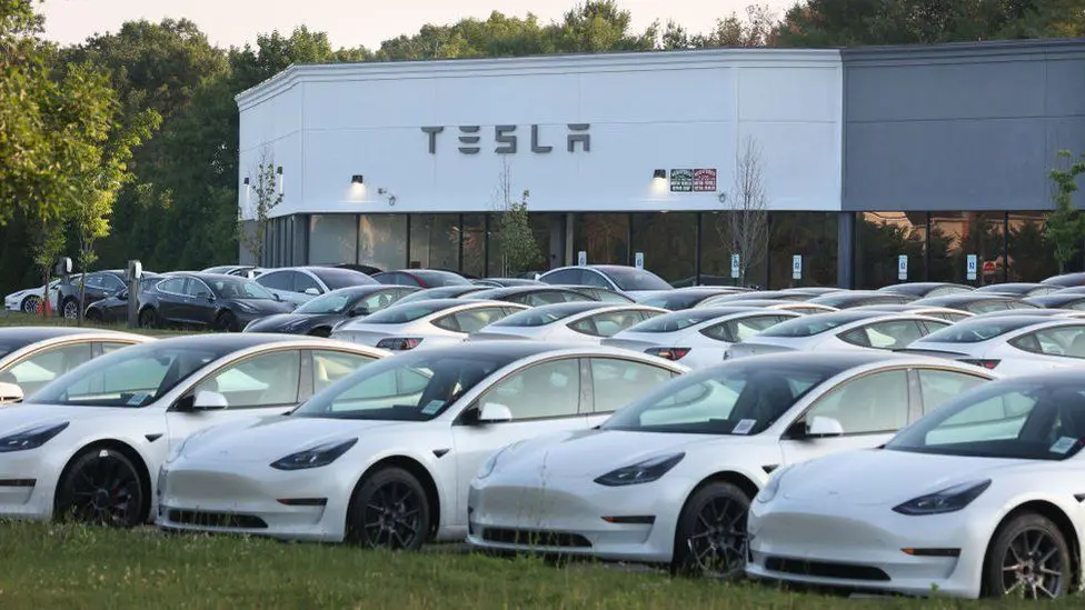 Tesla отзывает более 1,6 миллиона автомобилей в Китае из-за проблем с программным обеспечением рулевого управления 1 Отзыв в Китае последовал за аналогичным шагом в прошлом месяце в США, где было сделано это изображение